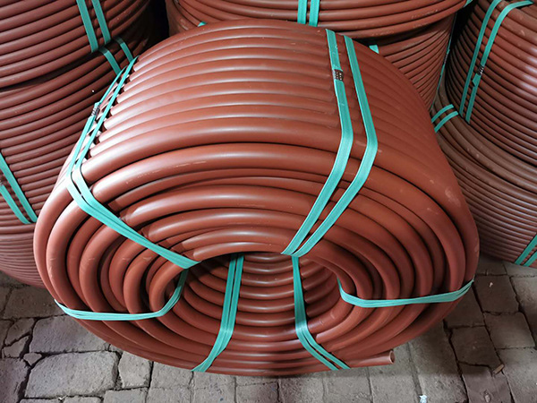 察布查尔察布查尔穿线管厂家告知大家管材选择哪种的好