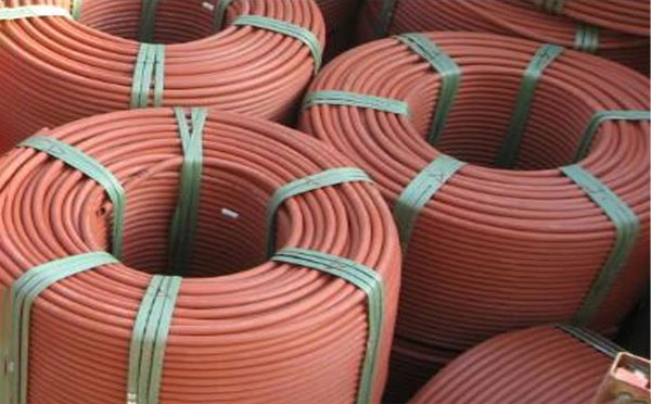 防火安全新标准：聚乙烯阻燃察布查尔穿线管的选择指南